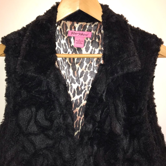 Betsey Johnson Jackets & Blazers - BETSEY JOHNSON Faux Fur Vest Black Fuzzy Leopard Lined size XL  BARBIECORE